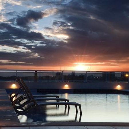 Quality Hotel Manaus Bagian luar foto