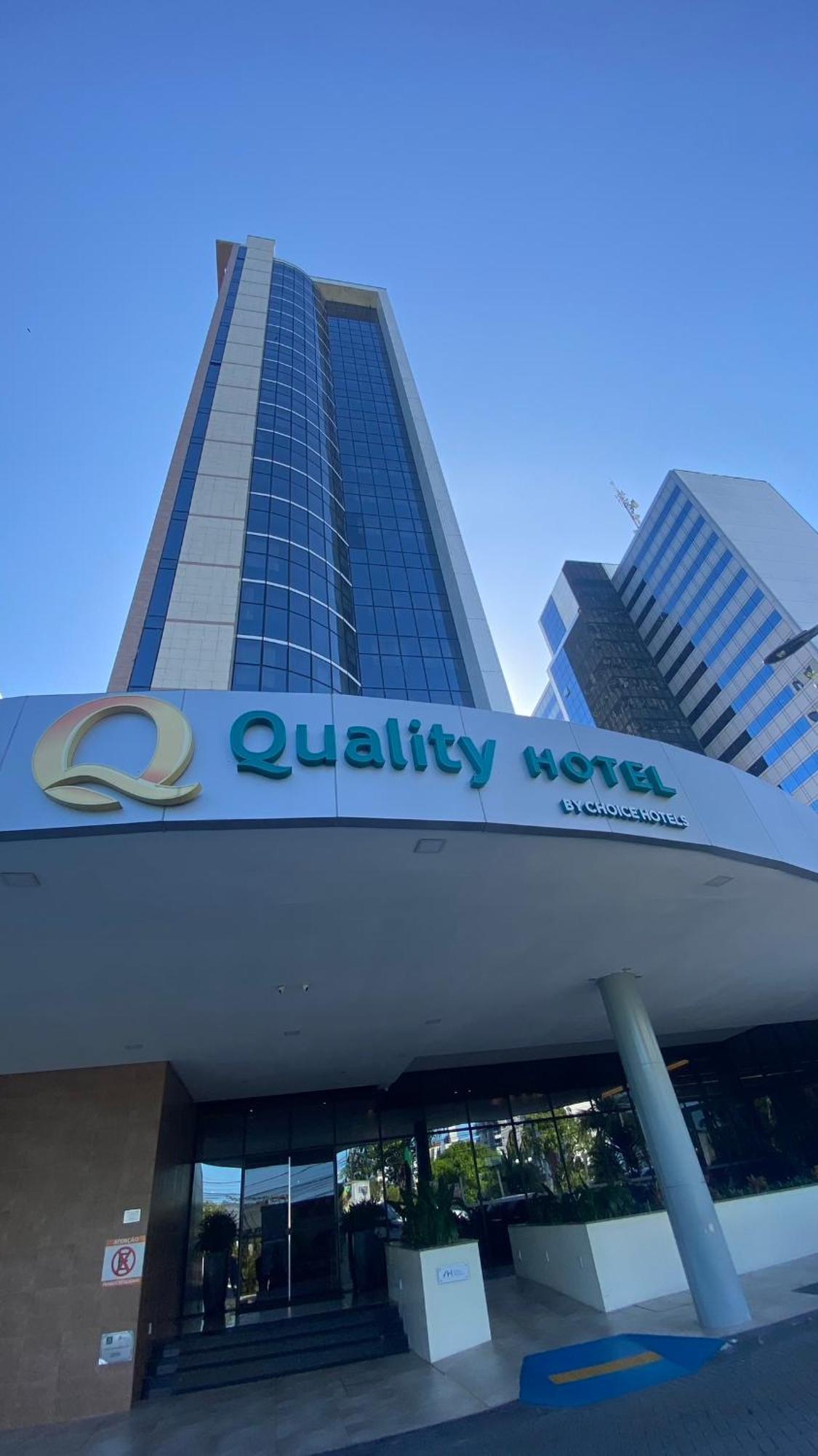 Quality Hotel Manaus Bagian luar foto